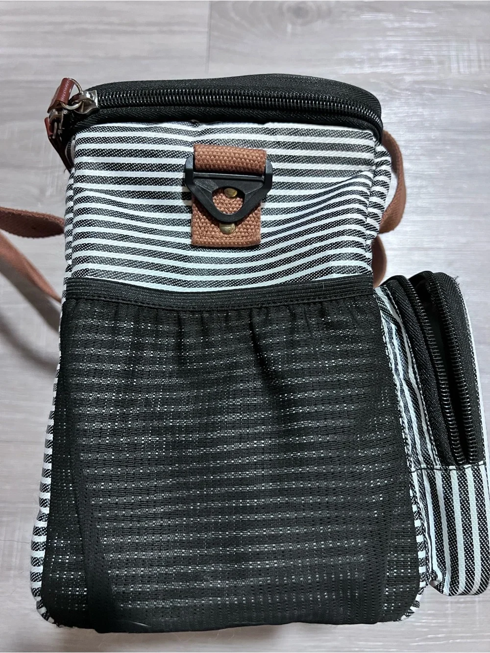 ✨Black & White Striped Lunch Box with Brown Accents